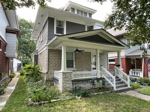 Building Photo - 3554 Genessee St