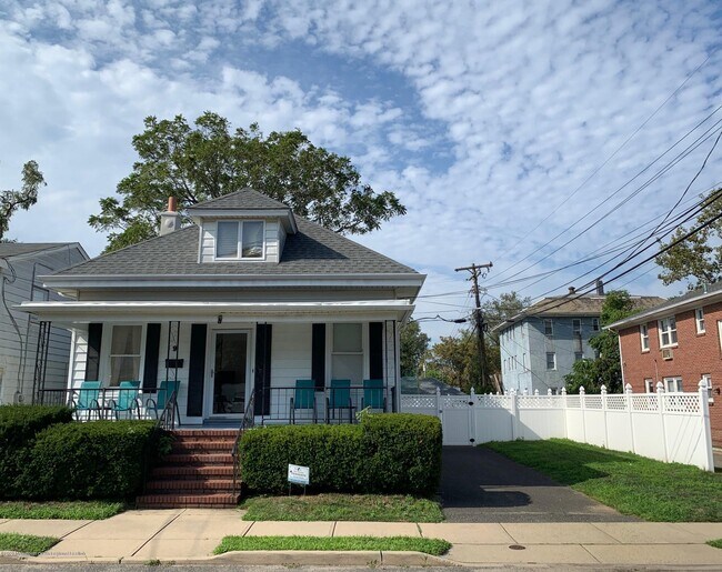 9 Wyckoff St, Deal, NJ 07723 House for Rent in Deal, NJ