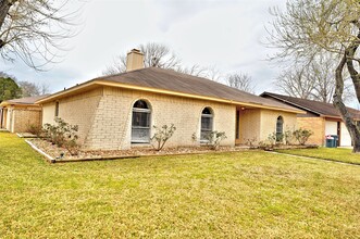 Building Photo - 11203 Verlaine Dr