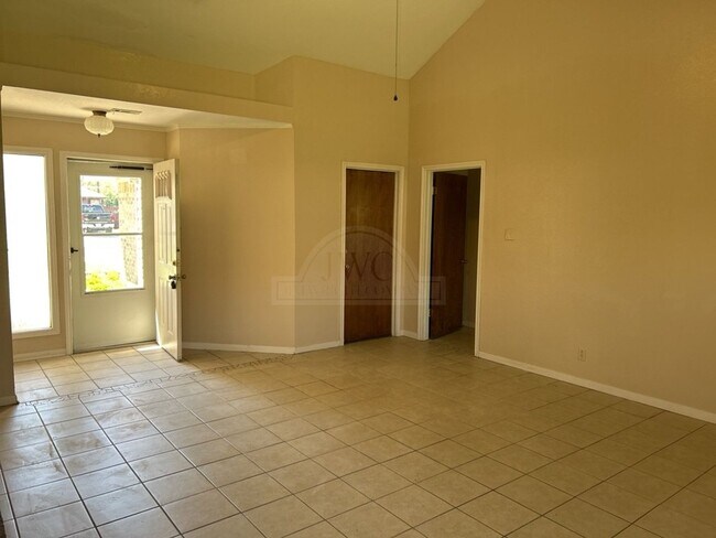 Foto del edificio - 101 Nancy Dr