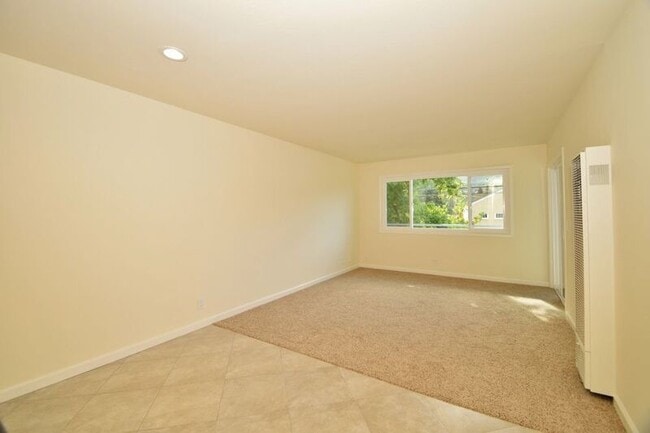 Building Photo - 1208 Sir Francis Drake Blvd