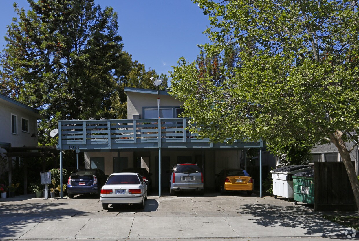 Building Photo - 1021-1031 Vermont St