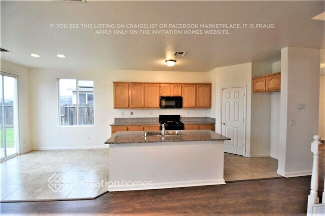 Building Photo - 5542 Ravine Ct