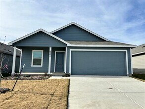 Building Photo - 6804 Haines Dr