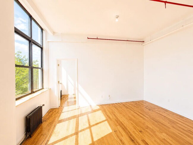 Foto del edificio - 476 Jefferson St