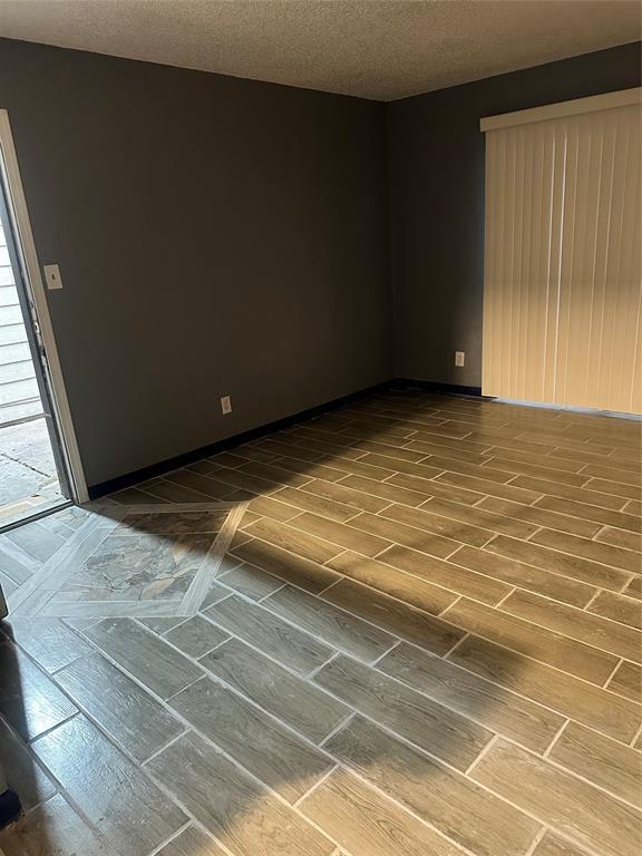 Building Photo - 12615 Brookglade Cir