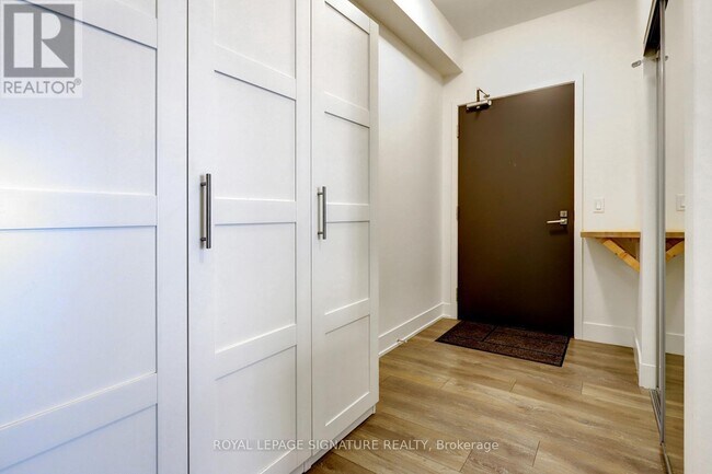 Photo du bâtiment - 2916 Hwy 7