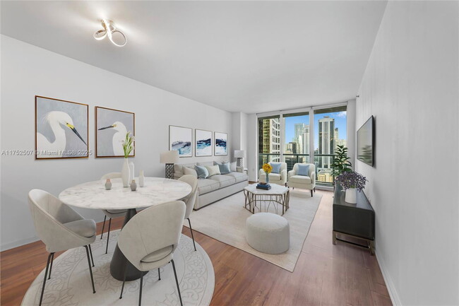 Foto del edificio - Southeast 6th Street, Miami, FL 33131 - 1 ...