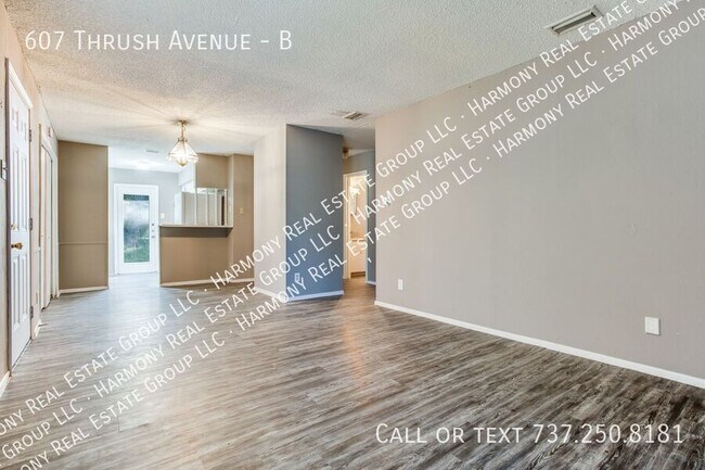 Building Photo - 607 Thrush Ave