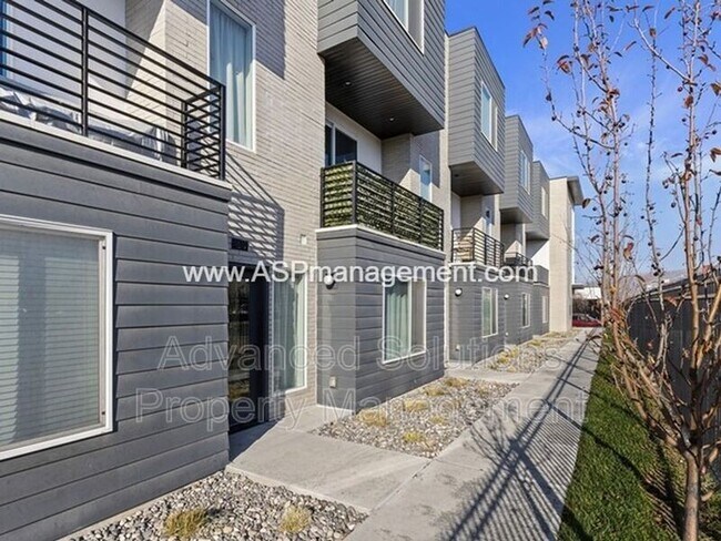Building Photo - 230 W 1300 S St