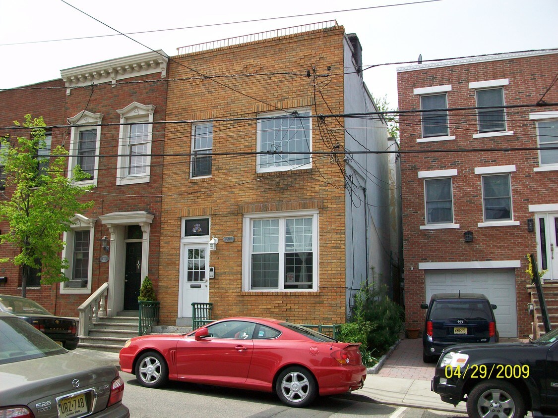 613 Gregory Ave, Weehawken, NJ 07086 Apartments in Weehawken, NJ