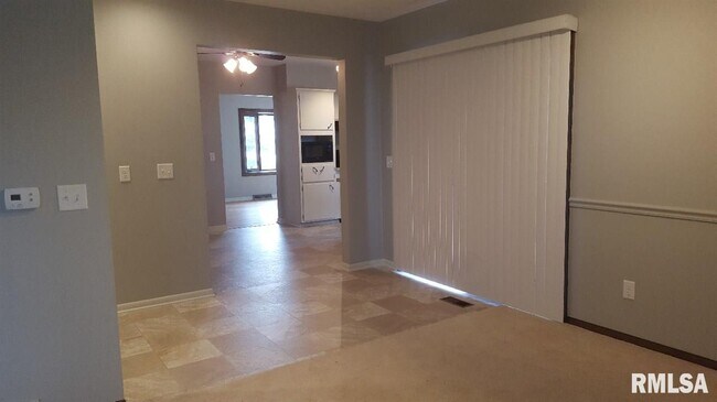 Building Photo - 2732 W High St