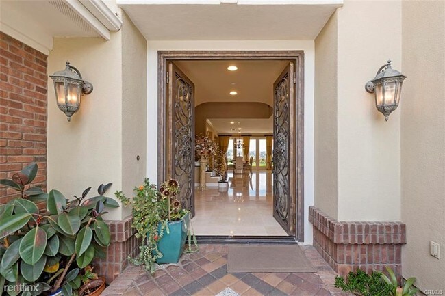 Building Photo - 5 br, 6 bath House - 6 Capistrano by the Sea