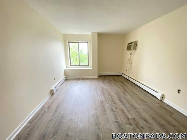 Foto del edificio - 385 Massachusetts Ave