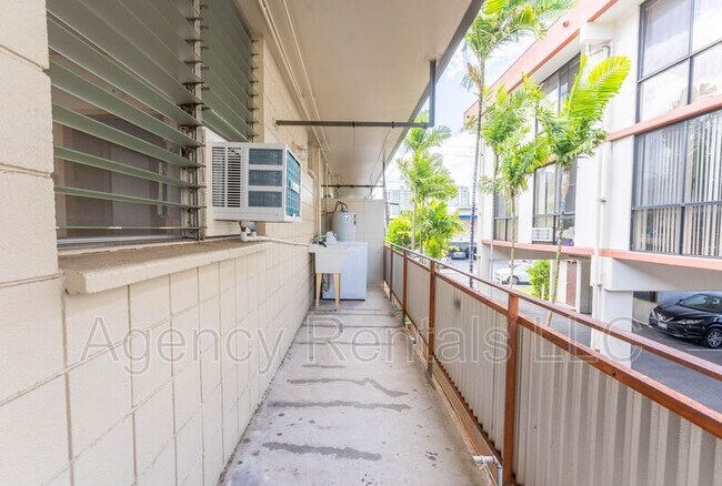 Foto del edificio - 726 Birch St