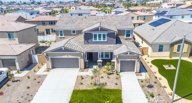 Foto principal - 2430 Crater Ave