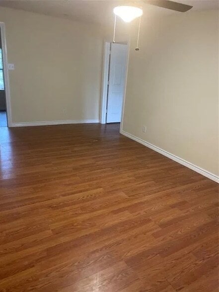 Building Photo - 6103 Sherwood Dr