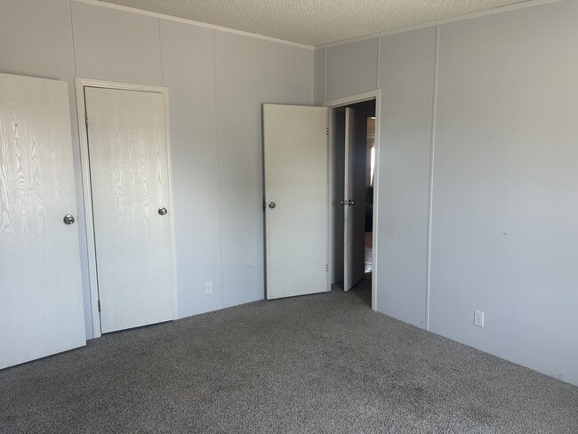 Building Photo - 110 W Highland Ave