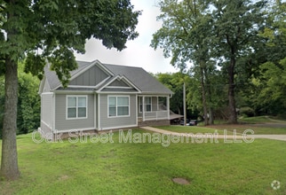 Building Photo - 6396 Fairview Rd