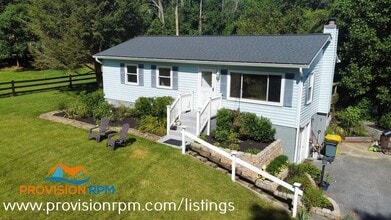 Building Photo - 982 Shore Acres Rd