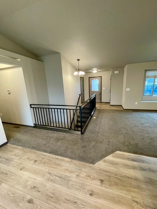 Building Photo - NEWER 4 Bedroom, 3 Bath Home for Rent