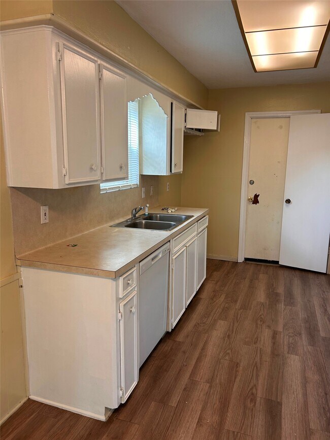 Foto del edificio - 12755 Brookglade Cir