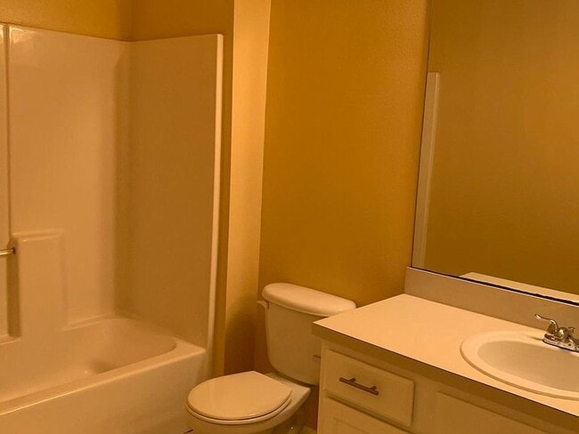 Building Photo - 6057 Maggies Cir