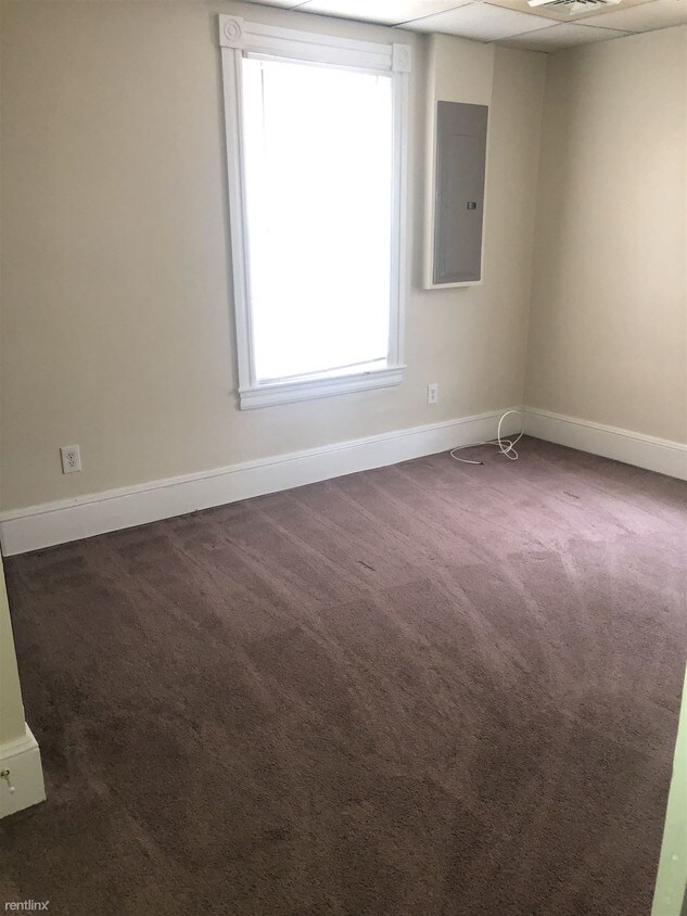Building Photo - 2 br, 1 bath Apartment - 135B S Church St