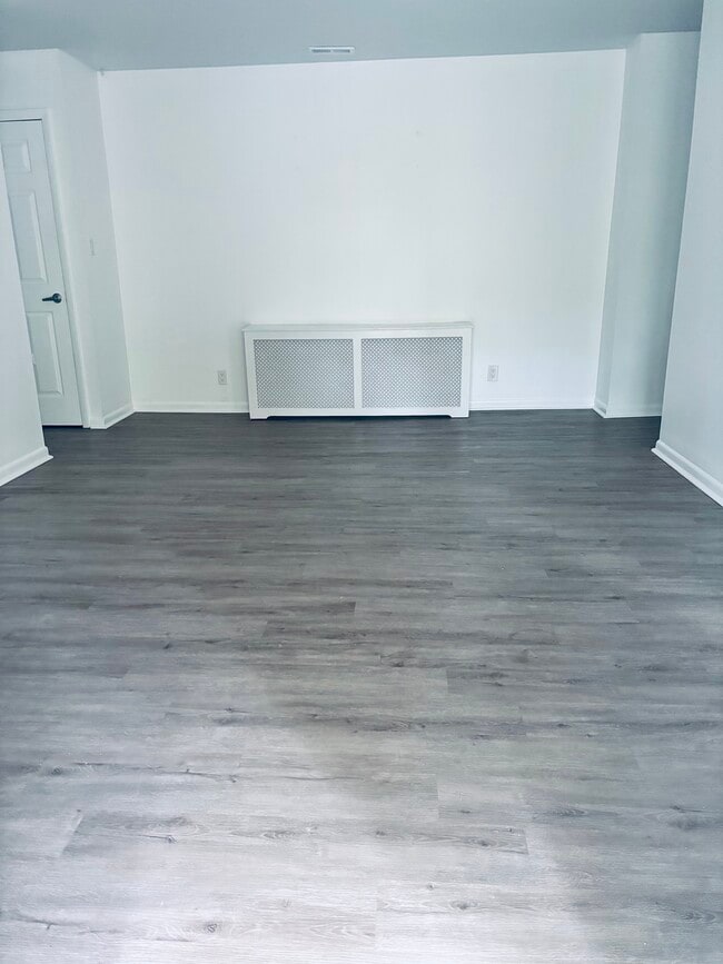 114 Van Buren Rd Unit 11, Voorhees, NJ 08043 Condo for Rent in