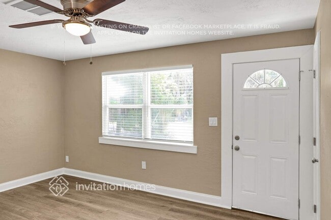 Foto del edificio - 424 4th St NW