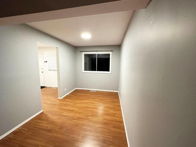 Photo du bâtiment - 3 bedroom in Kitimat BC V8C 1W3