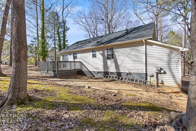 Building Photo - Cozy Youngsville Single Level Home