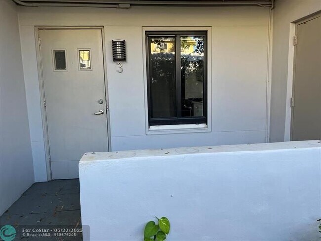 Foto del edificio - 1605 E Broward Blvd