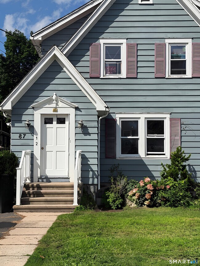 Building Photo - 87 Pine Hill Ave