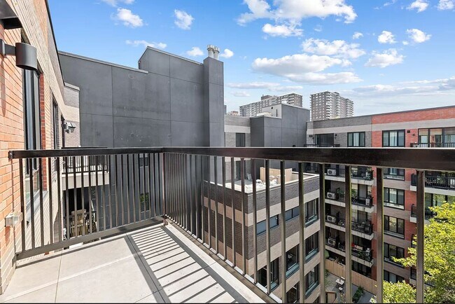 Foto del edificio - 2600 7th Avenue