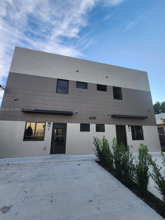Foto del edificio - 6233 NW 20th Ave