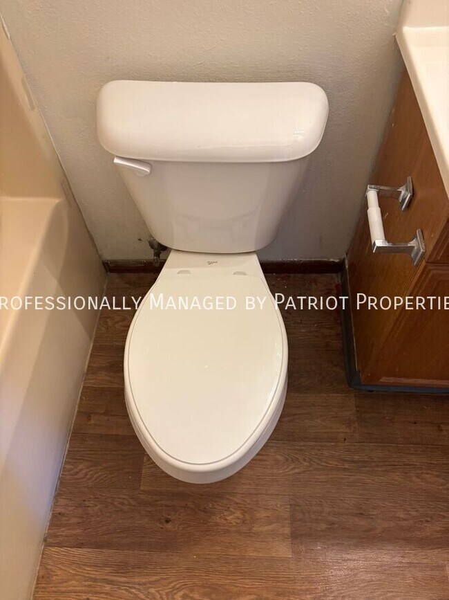 Foto del edificio - 161 W Main St