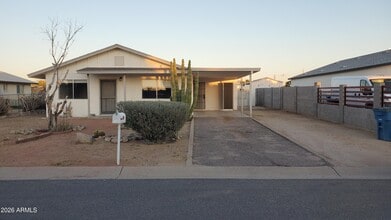 Building Photo - 905 N Ocotillo Dr