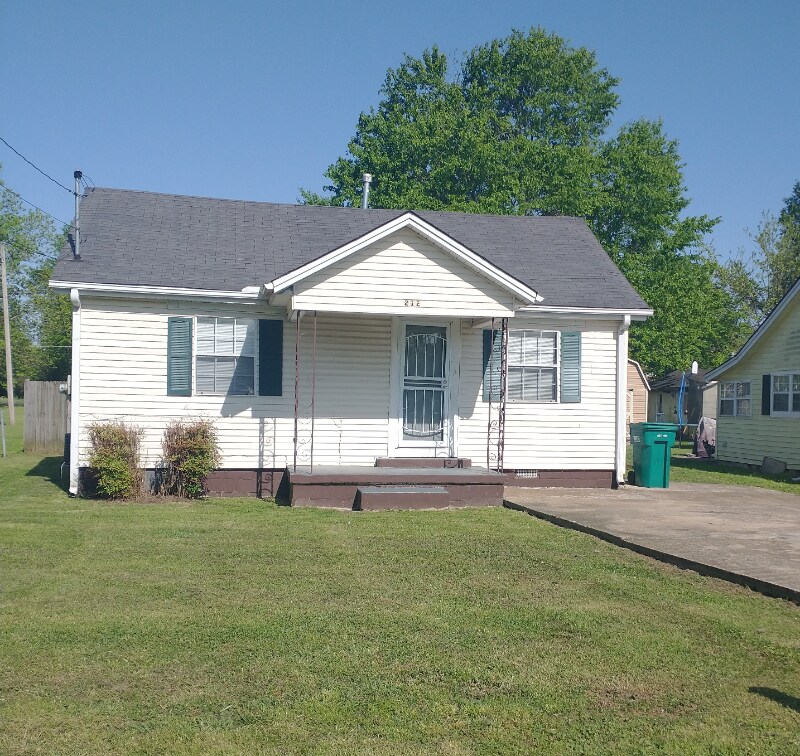 Foto principal - 212 Vance Ave