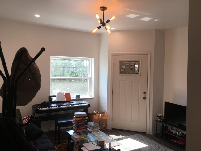 Photo - 3307 Iowa St Townhome