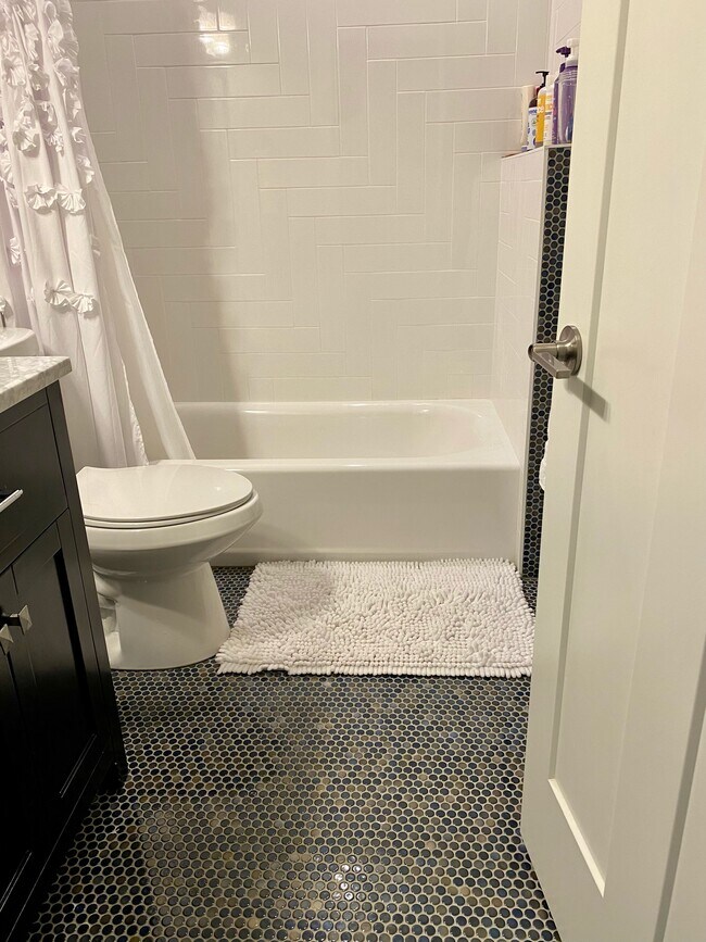 baño principal - 151 Starbuck Cir