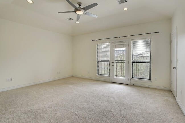 Building Photo - 1403 Rosedale St