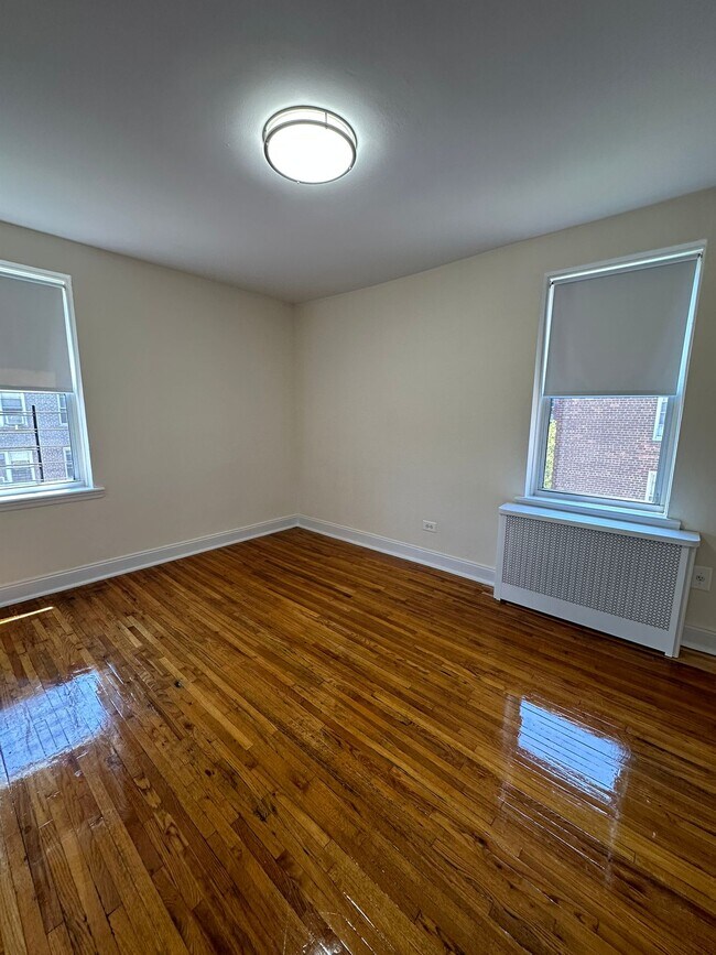 Foto del edificio - 8871 20th Ave