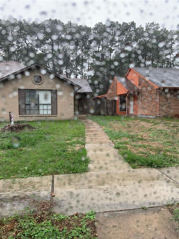 Foto del edificio - 5613 Hollow Pines Dr