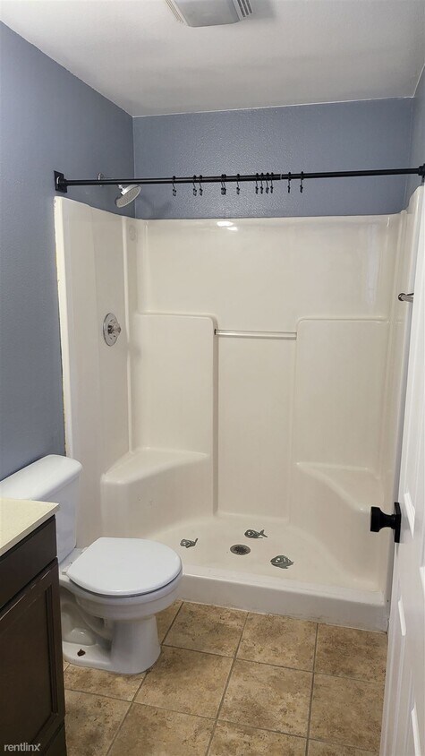 Building Photo - Room for Rent, 1 bath House - 106 Decatur ...