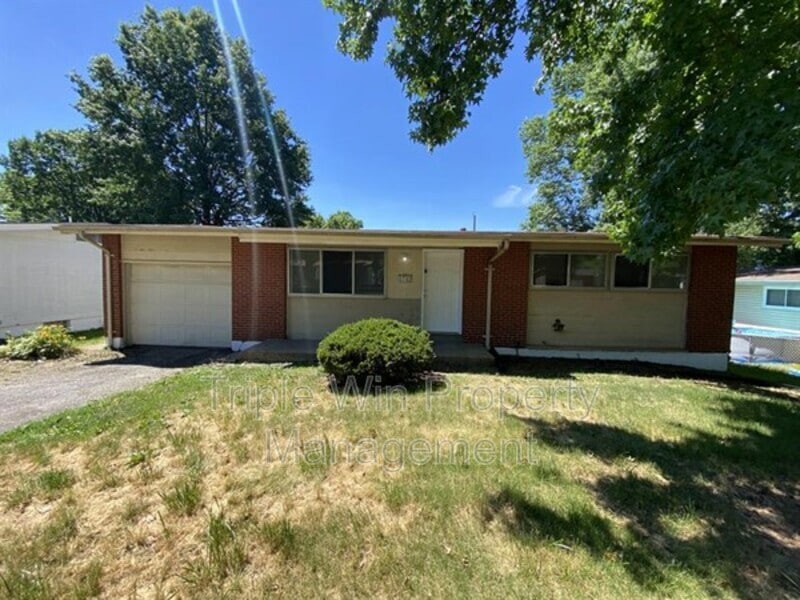 Foto principal - 1742 Hudson Rd
