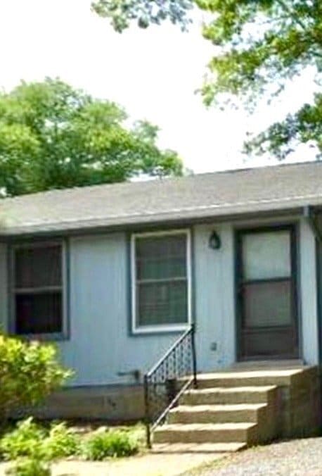 Building Photo - 1302 McAlpine Ave