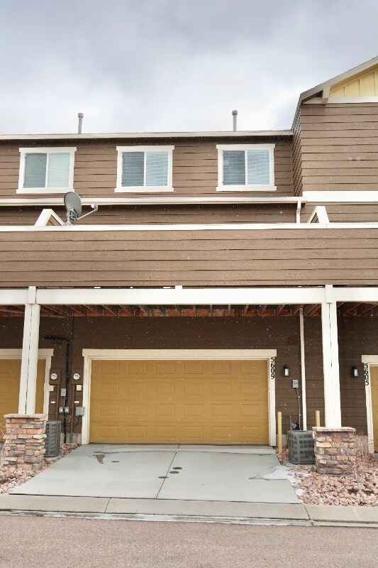 Foto del edificio - 5609 Shamrock Heights