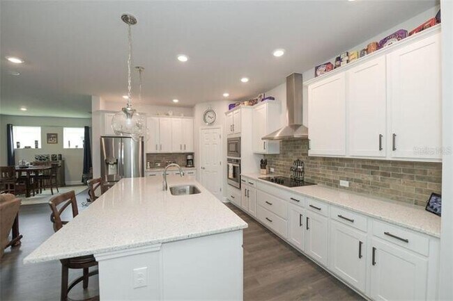 Building Photo - 5507 Gavella Cove