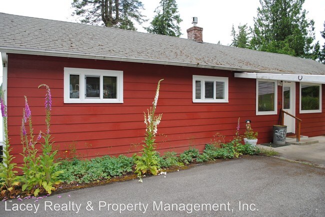 Building Photo - 2846 Madrona Beach Rd NW